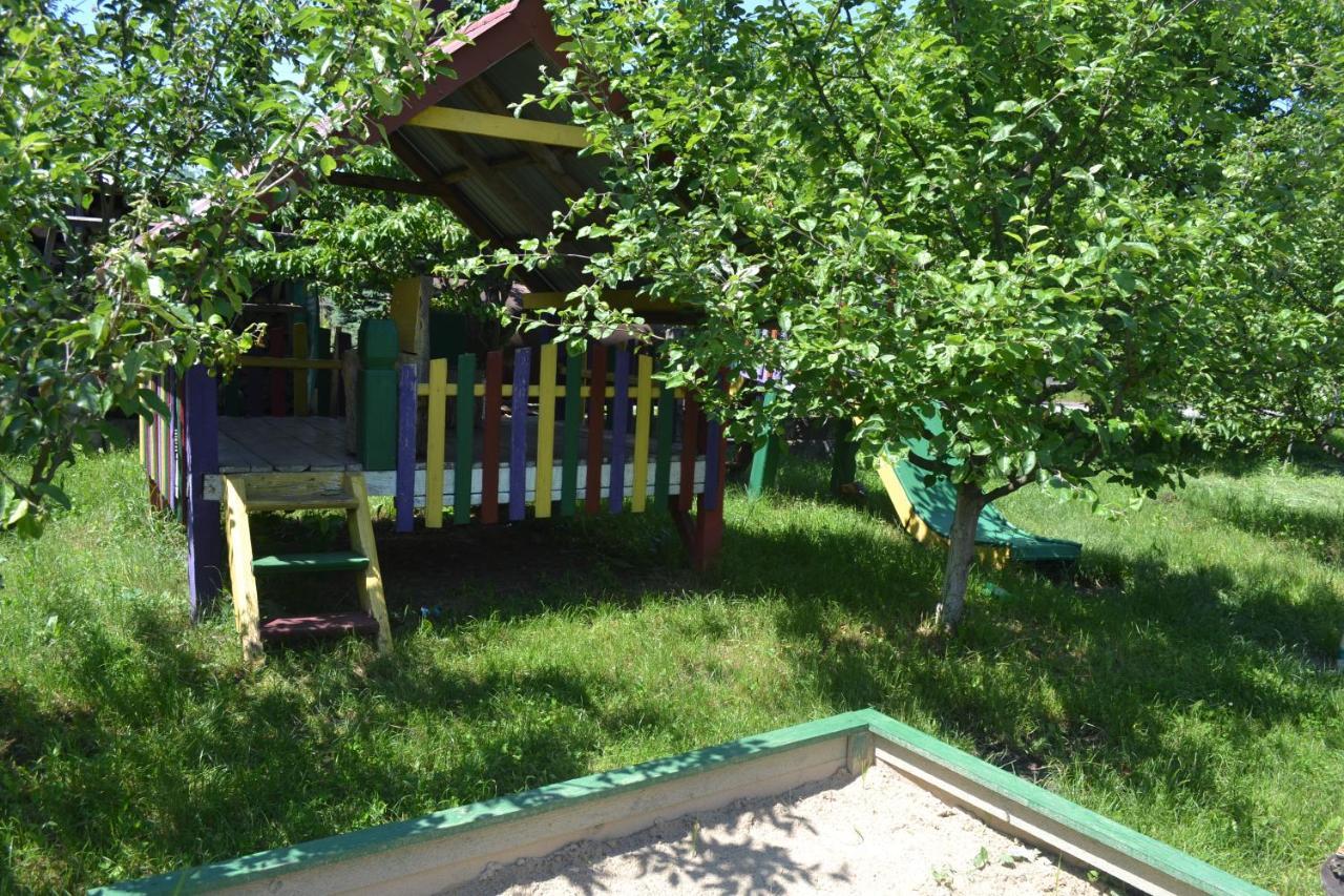 Лісова Пісня Апартаменти Гусятин Экстерьер фото